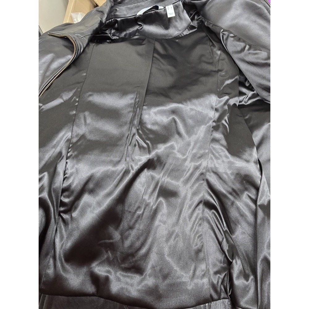 Jaket - Picture 9 of 10
